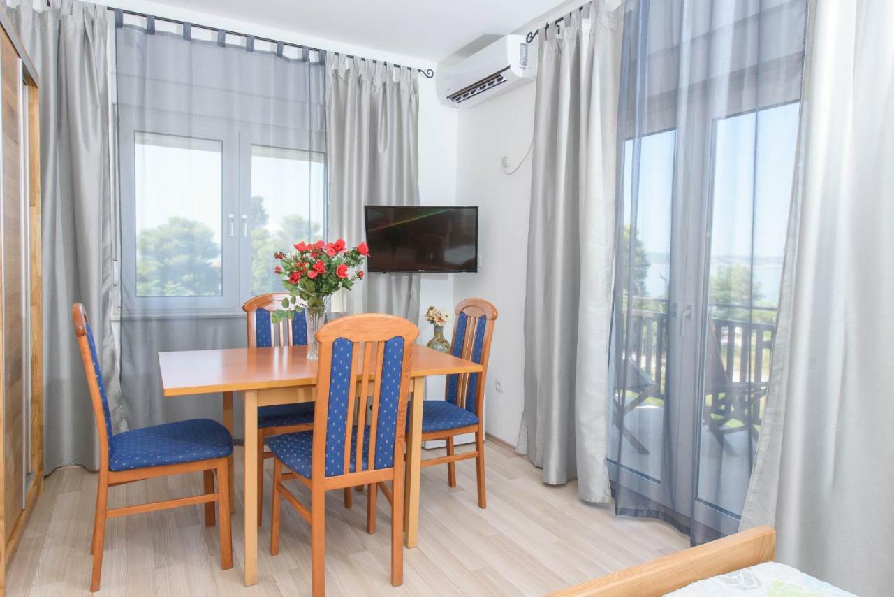 Luxury Rooms Ivana Kastela Exterior photo