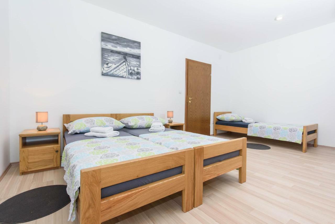 Luxury Rooms Ivana Kastela Exterior photo