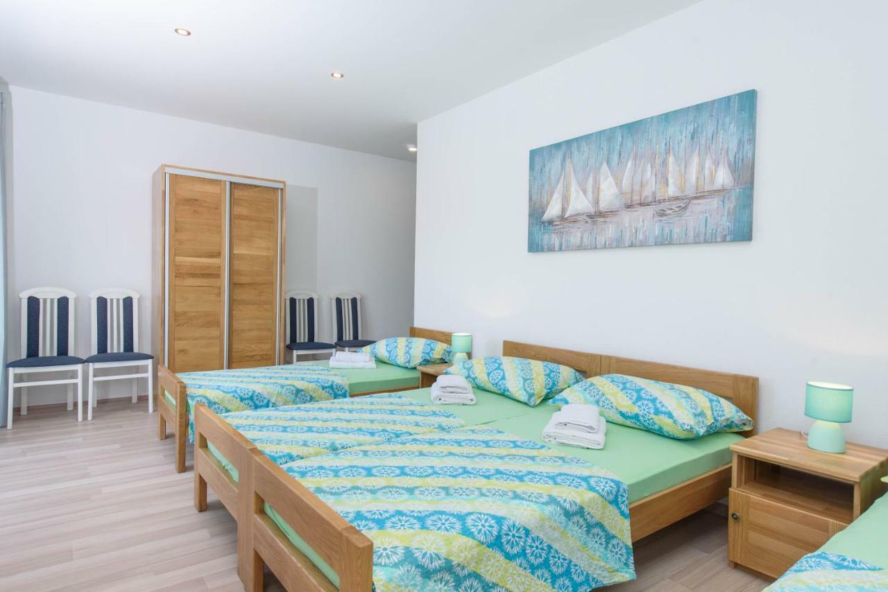 Luxury Rooms Ivana Kastela Exterior photo